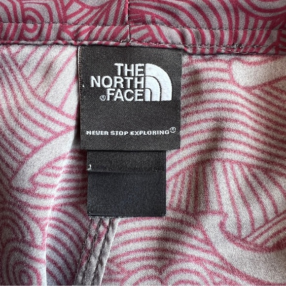 The North Face Anchor Print Board Shorts - Picture 7 of 8